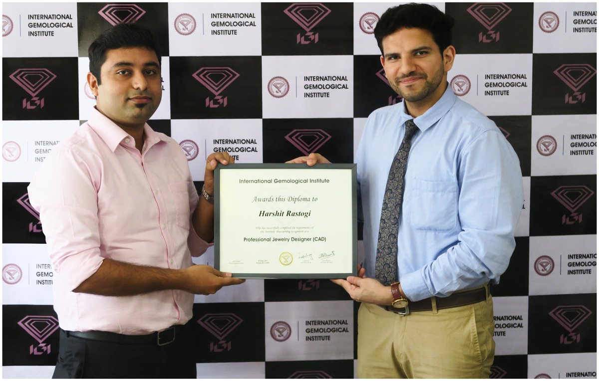 igiworldwide's tweet photo. Congratulations to our #ProfessionalJewelryDesign (CAD) students for successfully completing the course-#NewDelhi Batch May-June 2017 Cont 2 https://t.co/2ghBf6HWjR