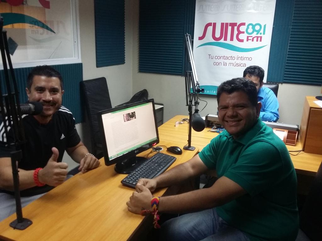 leonmagnom's tweet photo. Activado equipo @suite891FM talentos @JRivero29 @DANATENCIO29 @Adolfo288a @Franciscogaita @orlan_lopez @lolettec @julietapaz24 @JOSEBONACIA https://t.co/3en8KDsdmh