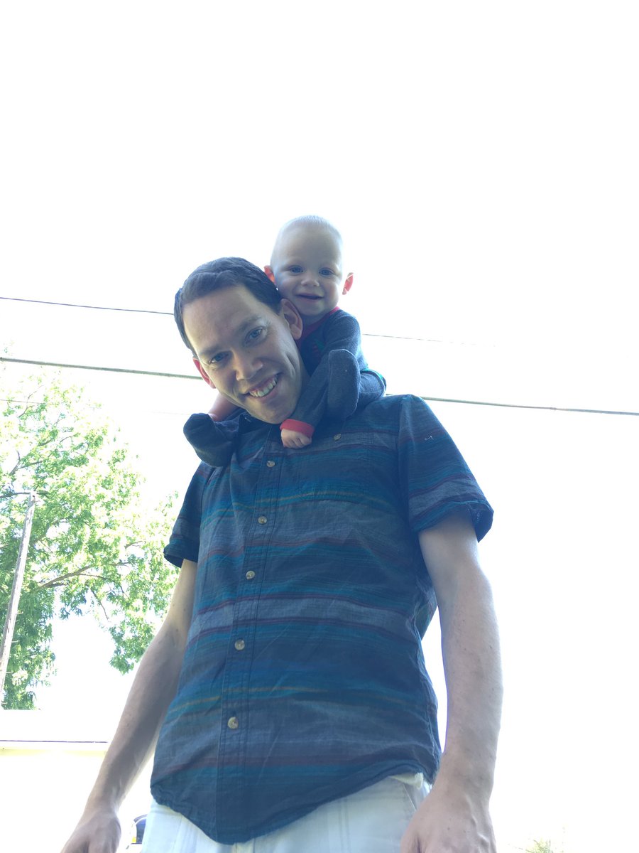 StacyShattuck's tweet photo. Missing my two loves while I'm away #mommywillbehomesoon #myfavorites #lovemyboys #cutestbabyever #rigeleverett https://t.co/cMohZjz4aY
