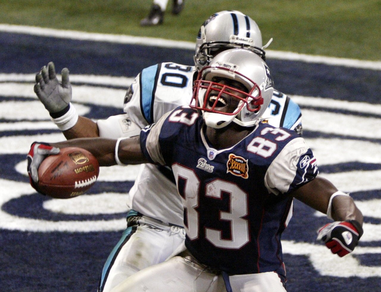 Happy 38th birthday to former Super Bowl MVP Deion Branch! 