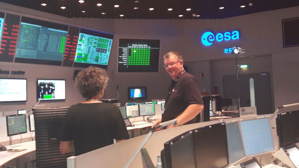 #LISAPathfinder project scientist Paul McNamara gets ready for a media interview in our Main Control Room at #ESOC <a href="/ESA_LPF/">ESA_LPF</a> #eom