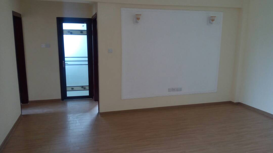 infinity_mg's tweet image. 2 and 3 bdr (with a DSQ) available FOR RENT on Kayahwe road. #MandelaDay #UhuRutoInKwale #konnect #energyprojectske #BoardDiversityKE