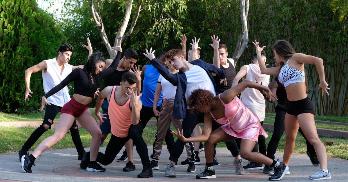 EW's tweet photo. An early favorite goes home too soon on #SYTYCD. Our recap: https://t.co/3AqBdRiO3r https://t.co/VMS2gOI6S4