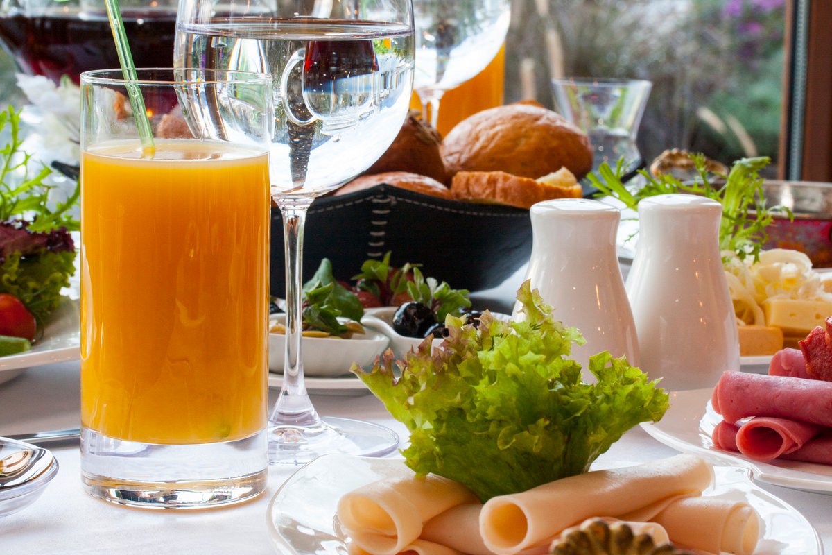 RenaissanceBosp's tweet photo. Free #MarriottBreakfast and our lowest rates. Book and pay with Visa. 
https://t.co/i4zXs2twZC https://t.co/vPLXYQZN3J