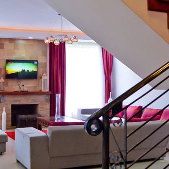 SigimoEnt's tweet photo. Own a piece of luxury at Kitisuru Terraces with 4 &amp; 5 BR top notch designs.See more https://t.co/Kyqxn3tItc https://t.co/fOqEZgUEt0