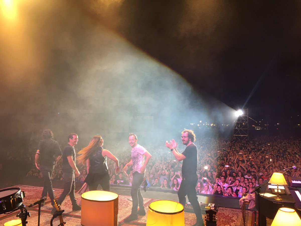laorejadevgogh tweet picture