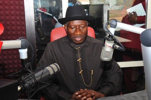 pmnewsnigeria's tweet photo. Nigerians still believe in PDP - Jonathan https://t.co/UYG68TcJrQ https://t.co/ipIHXnys1Z https://t.co/ldjxLGS7iq