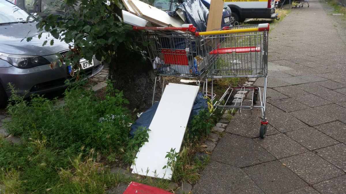 FeeMaike's tweet photo. 3/3 und noch mehr #dreckweg https://t.co/KjULziqQgZ