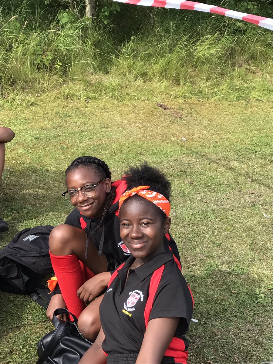 STACSNewman's tweet photo. Yr 7's ready for sports day NEWMAN! https://t.co/ZAnSYnpBEm