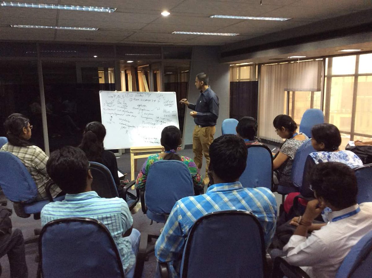 ChronosInfinity's tweet photo. UIDP - Summer #Internship Phase - 2, Batch 3.
Day 1-3 - #Orientation, #Ideation and #Training !
#CI #ChronosInfinity https://t.co/0NcpqjF4Wq