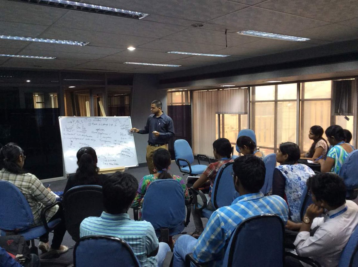 ChronosInfinity's tweet photo. UIDP - Summer #Internship Phase - 2, Batch 3.
Day 1-3 - #Orientation, #Ideation and #Training !
#CI #ChronosInfinity https://t.co/0NcpqjF4Wq