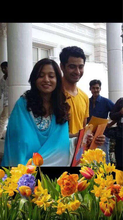 futurestaronly's tweet photo. @har1603 @preetikatweets zaaya's gift segment https://t.co/HSmAiMOMaI