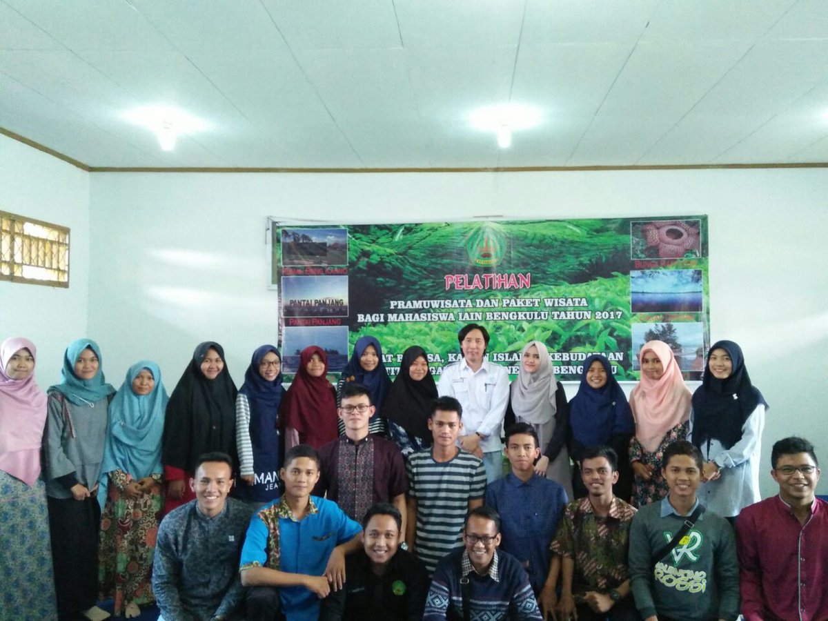thekriezhna's tweet photo. Thanks IAIN Bengkulu, semoga sharing kita menjadi ilmu yg bermanfaat π #PelatihanGuide https://t.co/P8ZAzUvlhM