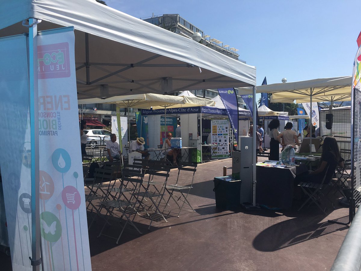 Terra_Cliiink's tweet photo. Nous sommes à @VilledeNice pour la tournée des plages #RegionZeroDechet organisée par @regionpaca venez nous voir nous parlons #recyclage https://t.co/Xgv02NSBKl