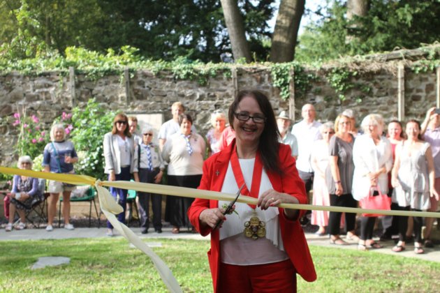MBGroundForce's tweet image. Derelict’ Barnstaple church space transformed in to community garden by GroundForce.
northdevongazette.co.uk