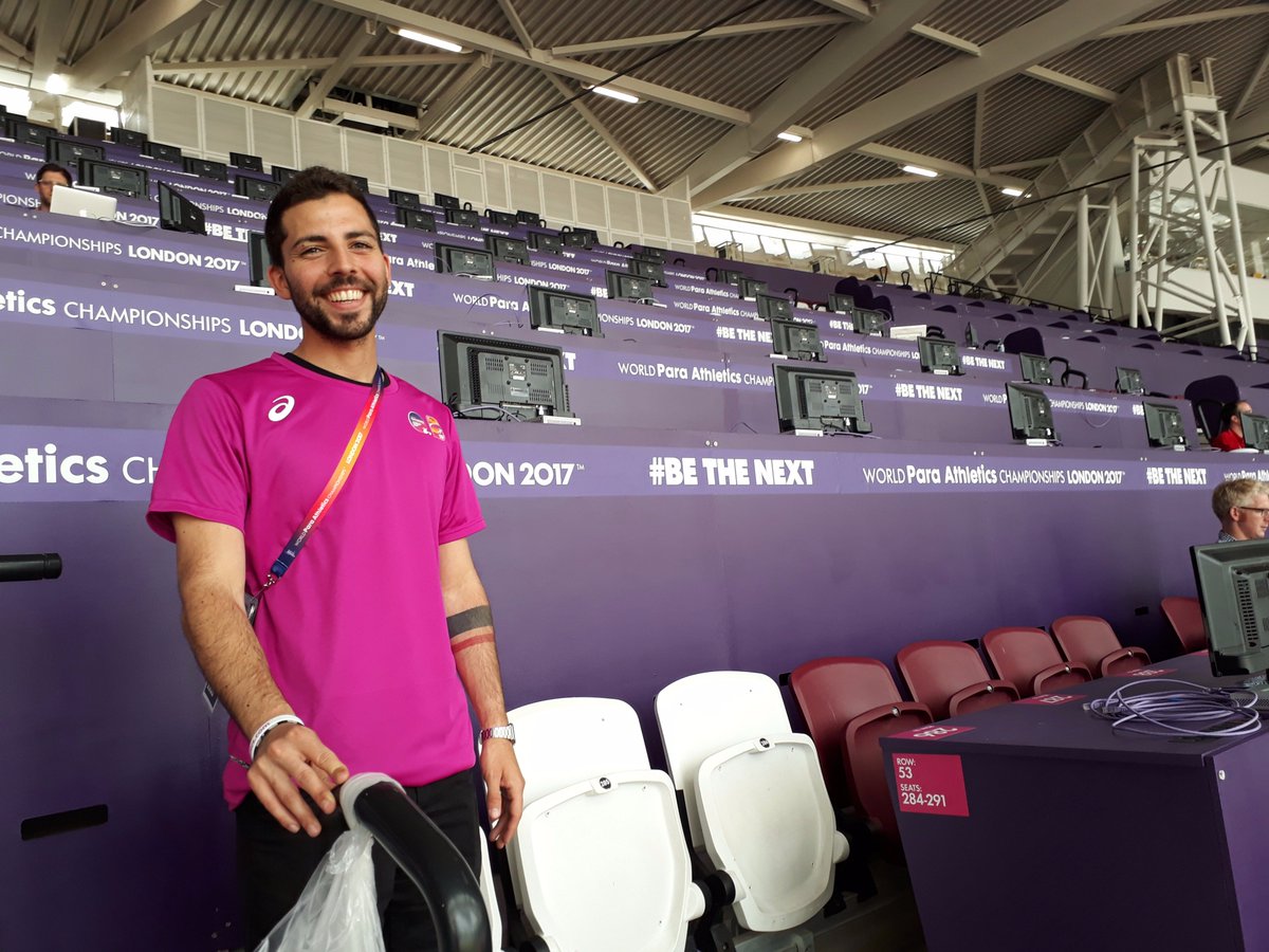 PearceIntSport's tweet photo. Sunny day, happy press tribune @London2017 #London2017 @ParaAthletics #PressOperations https://t.co/w7SIYHDQDd