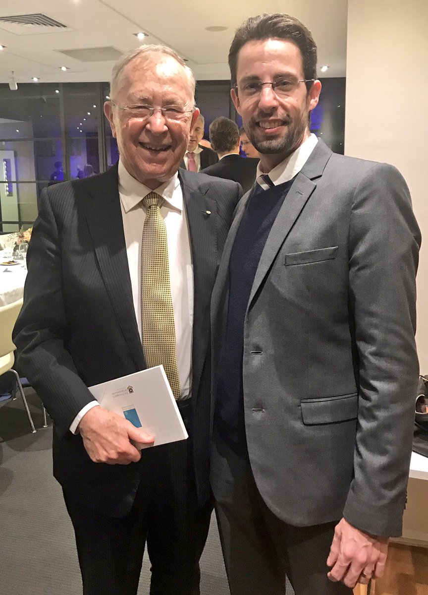 Congrats to Terry White AO who received an Honorary Doctorate today from UQ. So richly deserved! <a href="/UQPharmacy/">UQ Pharmacy</a> <a href="/UQ_News/">UQ News</a> <a href="/PSA_National/">PSA</a>