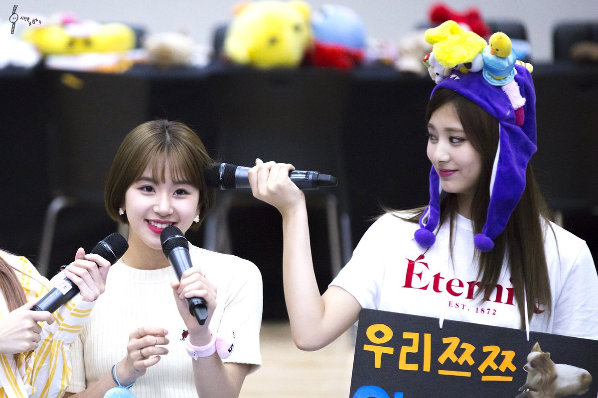0423CHAEYOUNG's tweet photo. 170525 상암팬싸
#채영 #CHAEYOUNG #チェヨン #쯔위 #TZUYU #트와이스 #TWICE

막내들😍 https://t.co/SkdMVHg0Y4