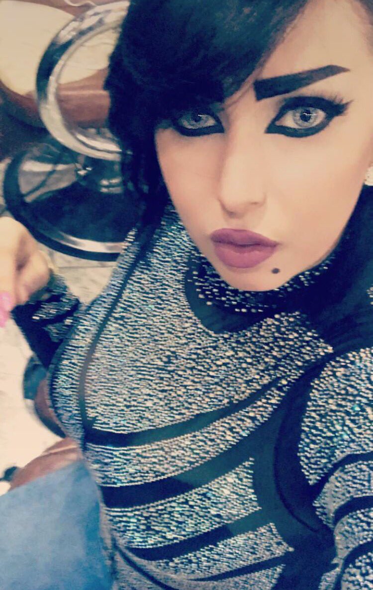 k_laya41's tweet photo. احبكم https://t.co/p46AbjlMHh