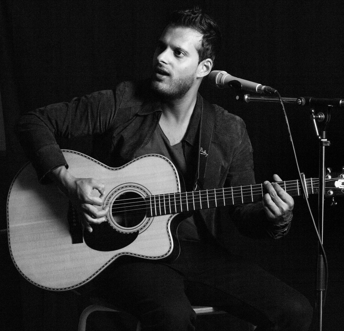 SamWinstonMusic's tweet photo. New promos by @RPWinston1 (1) Paul Adams (2, 3) + @MichpixLondon (4) @mbaileyguitars @Stany_F @peaches87_83156 @HannahOnAHill @lucyberry2 https://t.co/C6DtAtDpYC