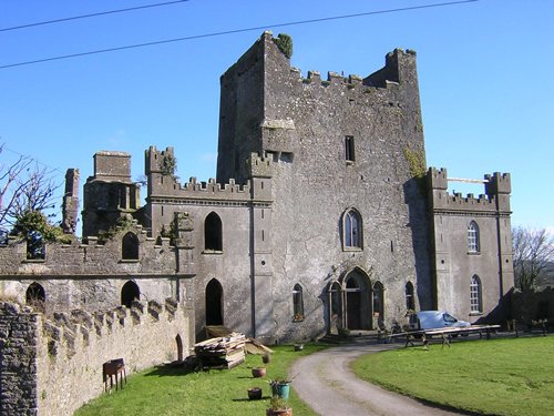 Some sights pass under the radar of jet-setting tourists. Here's our Top Off-the-Beaten-Track tours: gobarging.com/our-top-5-off-… #TravelTuesday