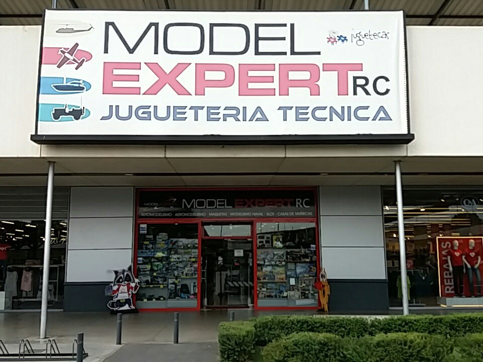 ModelExpertShop's tweet photo. Model Expert Rc la tienda en la que cada dia confía más gente...por algo será...¿No? 
#modelexpert https://t.co/Qk6yPEVJnV