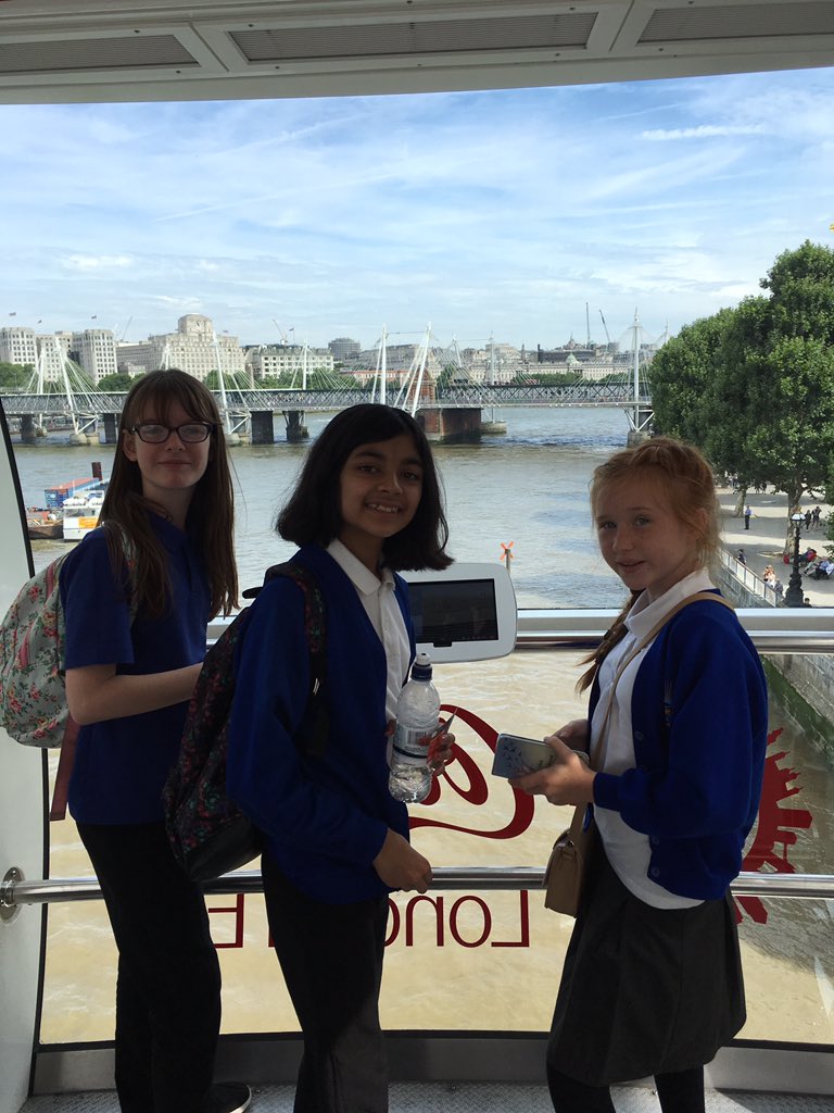 bluejay_class's tweet photo. We are now on the London Eye! Shakes legs but lots of smiles. 🇬🇧💂🏼‍♀️ https://t.co/V4OE4tHN8D