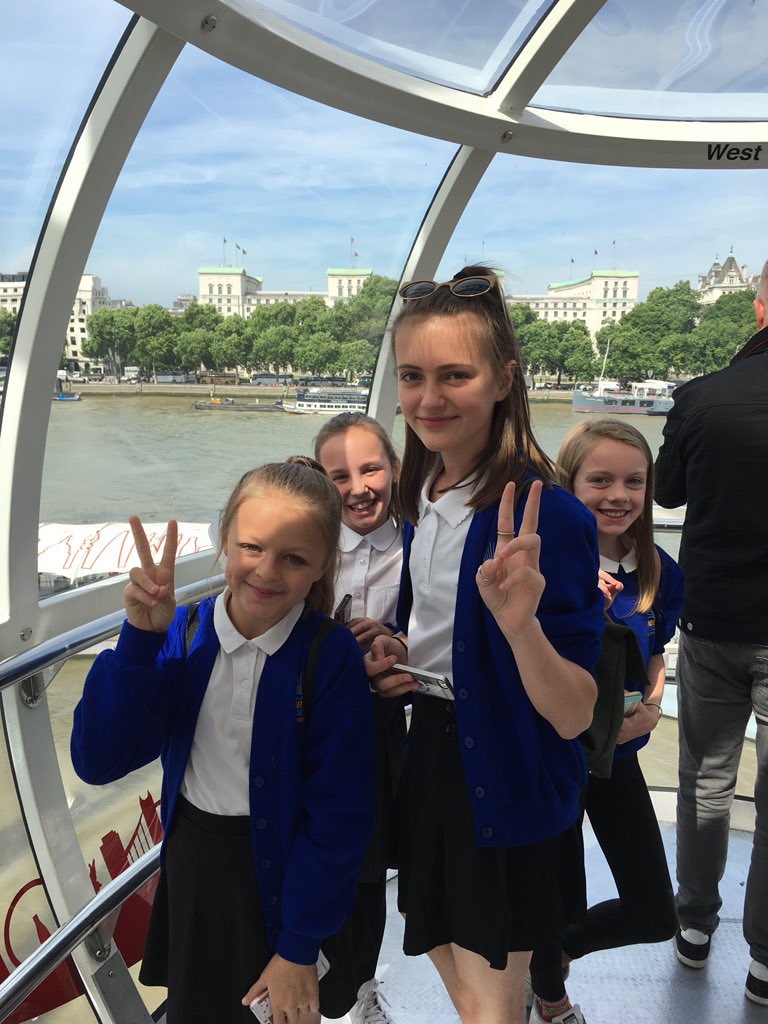 bluejay_class's tweet photo. We are now on the London Eye! Shakes legs but lots of smiles. 🇬🇧💂🏼‍♀️ https://t.co/V4OE4tHN8D