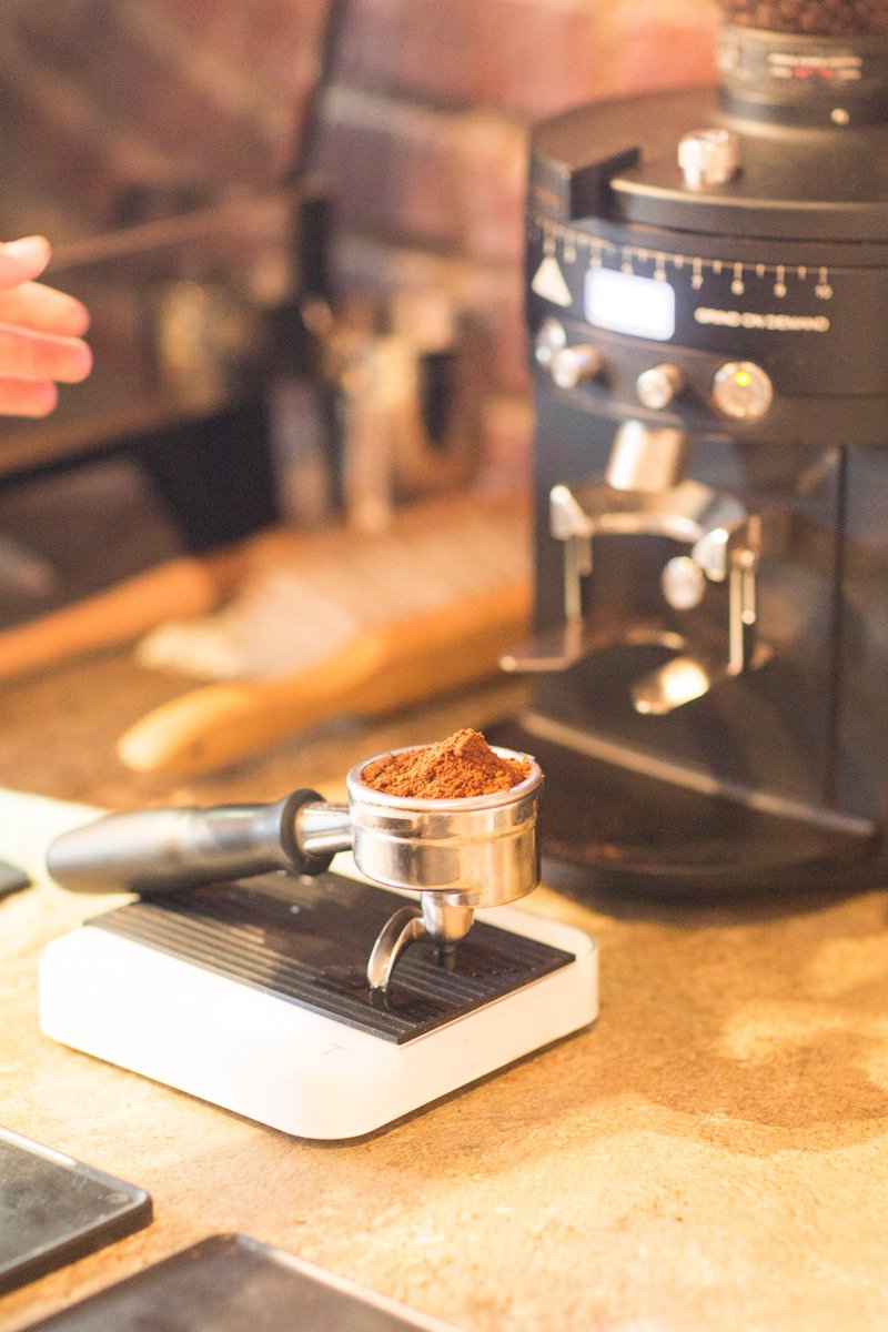 Morning grind // #neidcoffee #espresso #neidhammer