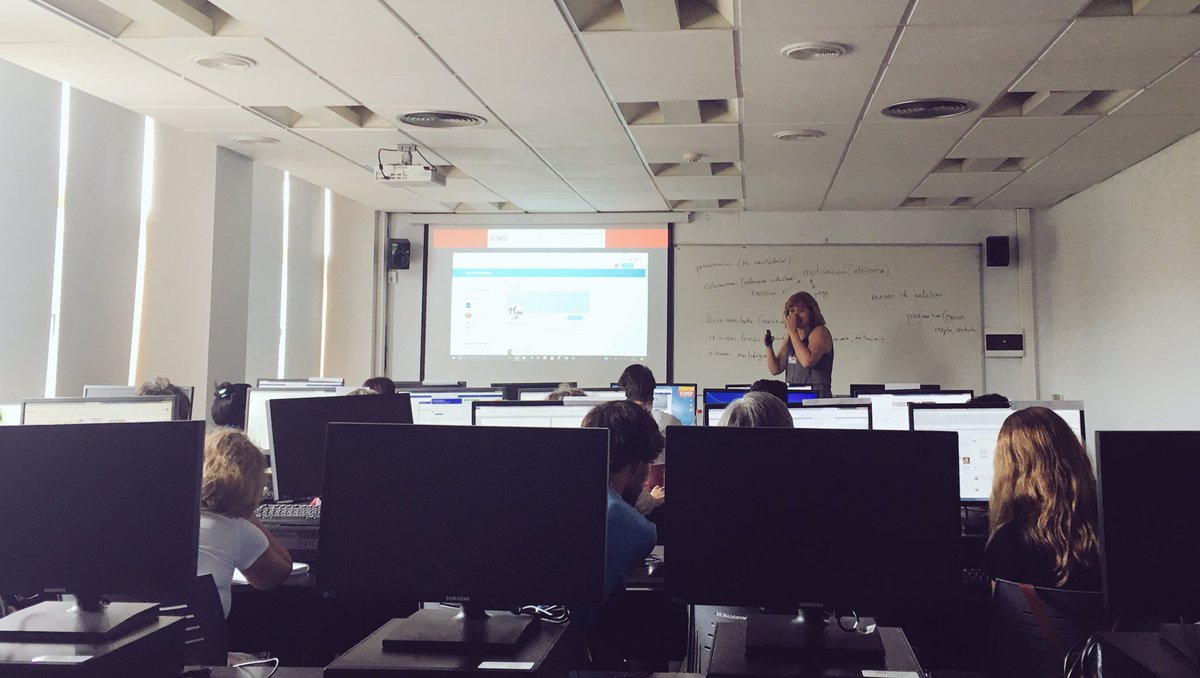 ELEdeLeyre's tweet photo. ¿Qué es #Groc? @m_horno nos habla de la #gramática #orientada a las #competencias. Podéis ver si trabajo en la cuenta de @paresminimos @UIMP https://t.co/OVaf9oIU9G