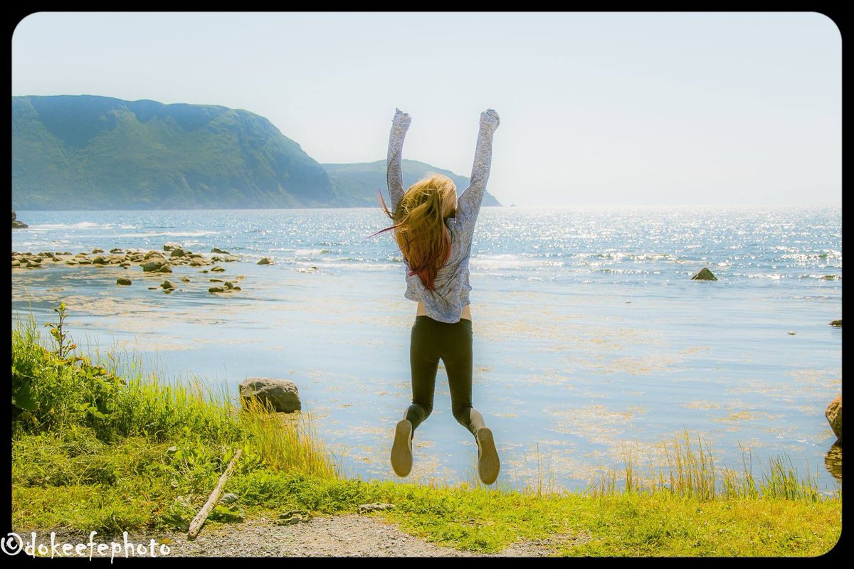 DonnieOK's tweet photo. Here's your next ad @NLtweets #NlTourism #Vikingtrail #GrosMorne @CBCNL @WNewfoundland #RockyHarbour #shelovesithere #ilovemydaughter https://t.co/ep29Z11Ttt
