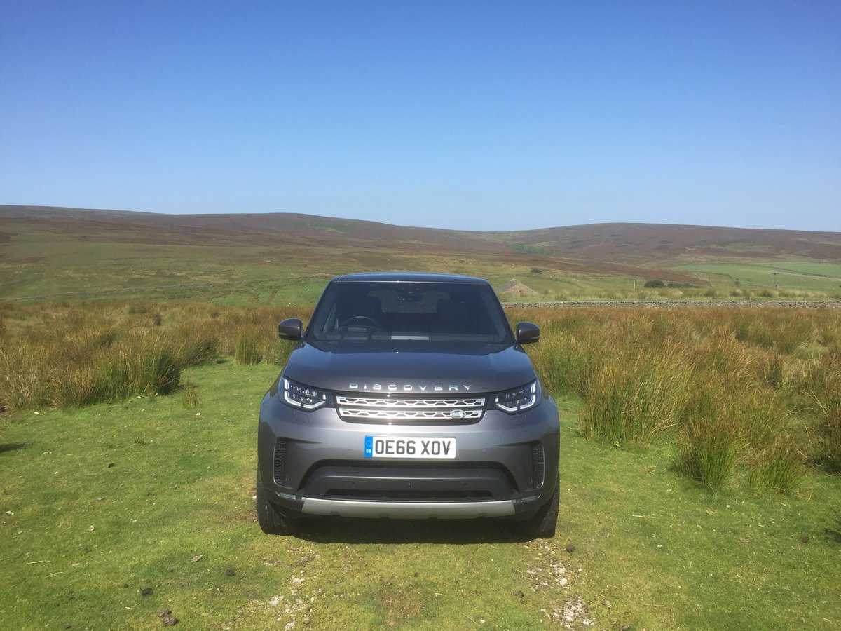 TheYorksTimes's tweet photo. This week our Motoring Ed @ytimesmotoring is testing the new Land Rover Discovery 

Wonderful weather, great scenery &amp; an excellent car... https://t.co/9zL53z9t4Y
