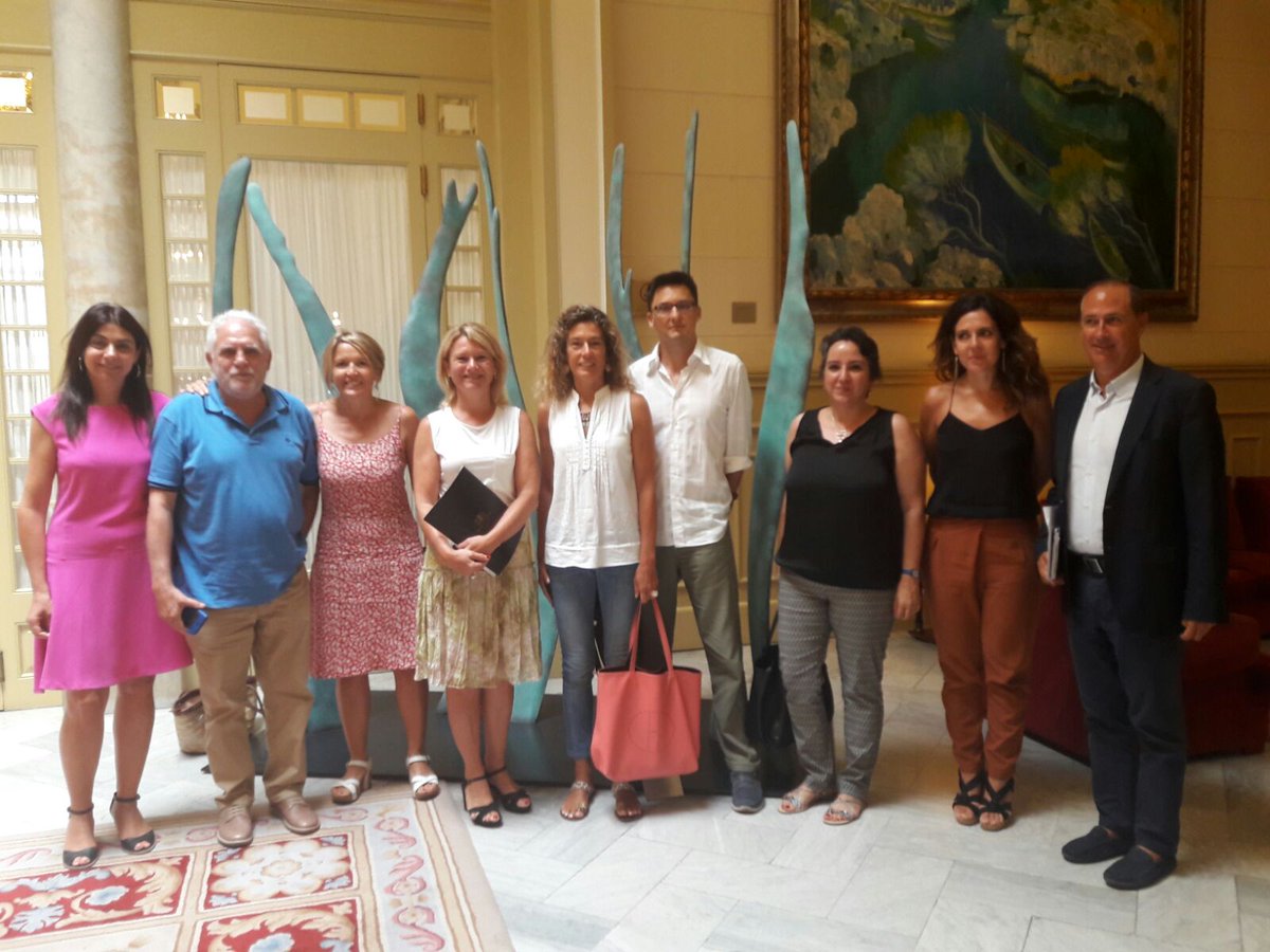 Seguim la ronda de reunions. Avui <a href="/IllesPerUnPacte/">Illes per un pacte</a> ens reunim amb el <a href="/GrupPopularIB/">GPP Parlament IB</a> #pacte