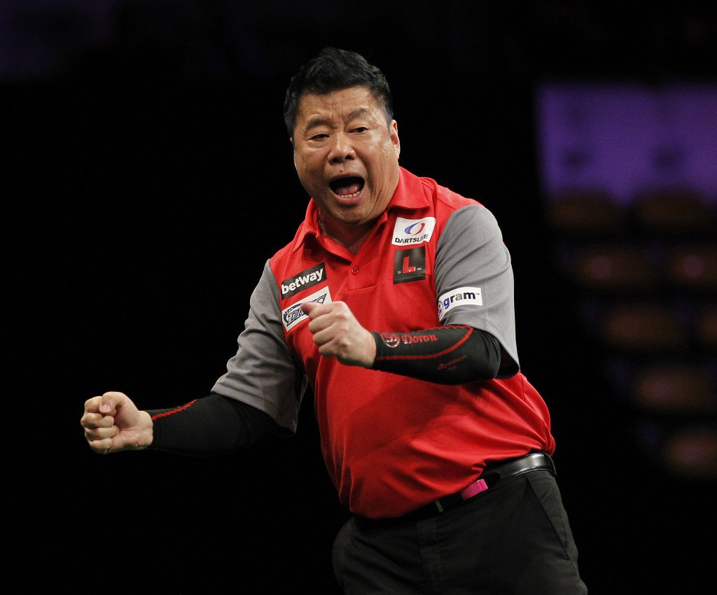 Dartjournalist's tweet photo. EXCLUSIVE: Paul Lim talks about darts in Asia and his own career https://t.co/XZsx8Snb4N https://t.co/bBvpVR99lL