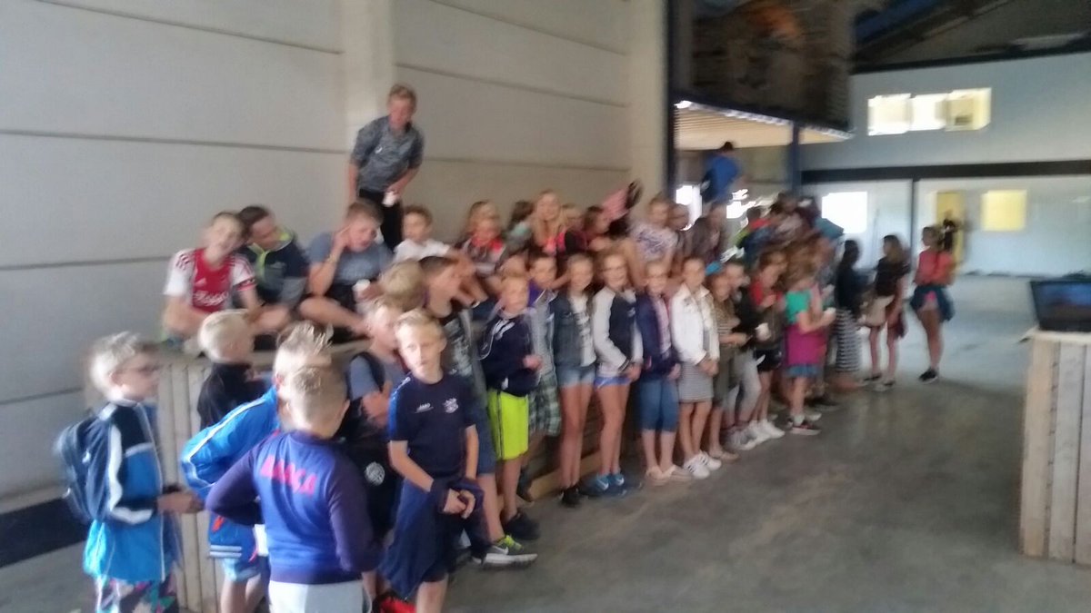 Leerlingen <a href="/Fonnemint/">o.b.s. 't Fonnemint</a> les basis leven: voedsel. Rondleiding Jensma Agro, stempels maken aardappelen. <a href="/restaurantzwart/">Zwarte Haan</a> geeft kookles.