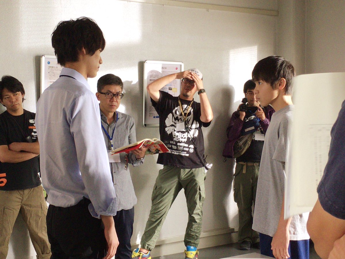 公式 愛してたって 秘密はある 第２話ゲスト 若山耀人くん 同級生をナイフで刺した傷害の容疑で黎 福士蒼汰 の取調べを受ける中学生 愛ある 日テレ 第２話 7月23日よる10時30分 福士蒼汰 若山耀人 実は奇跡のツーショット オフショット