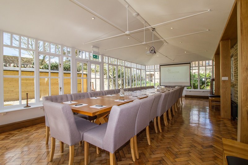 Are you looking for an alternative venue for your meeting, why not check out our Farmhouse Boardroom #TuesdayThoughts #alternativeoptions