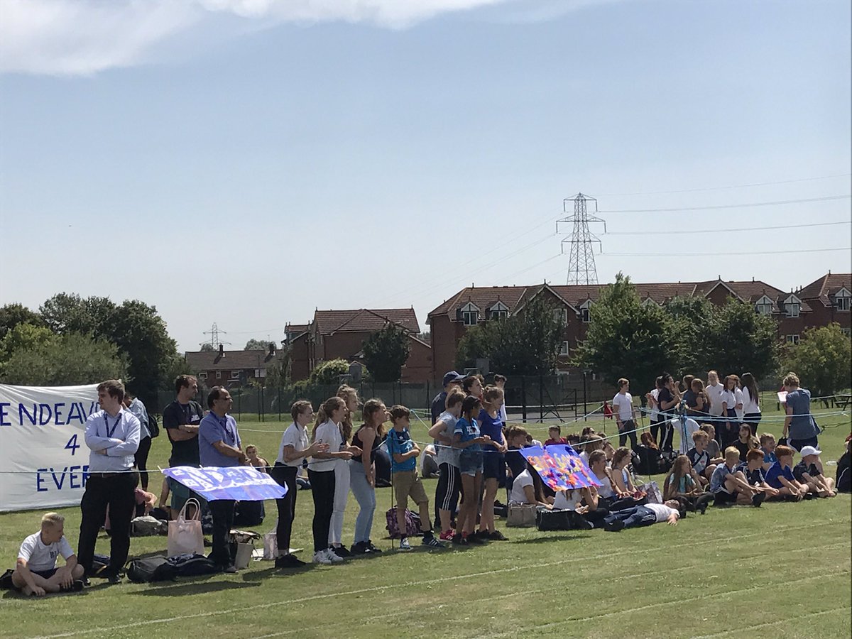 Holmesdale PE tweet media