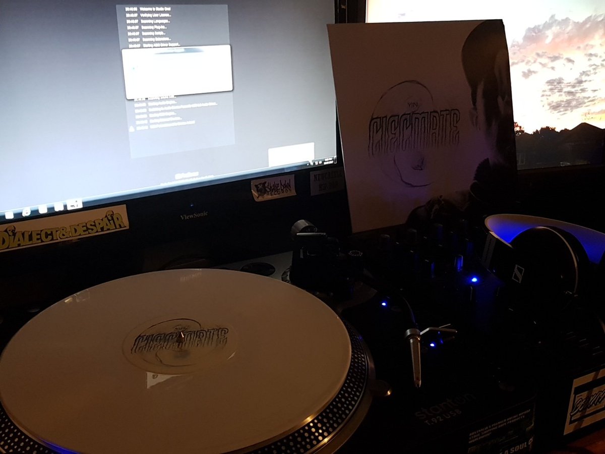 TheOneProph's tweet image. Just rebuilt the studio at the new place. Seems appropriate this is the first joint to get a spin #yin #BTE #chesssounds cant wait....