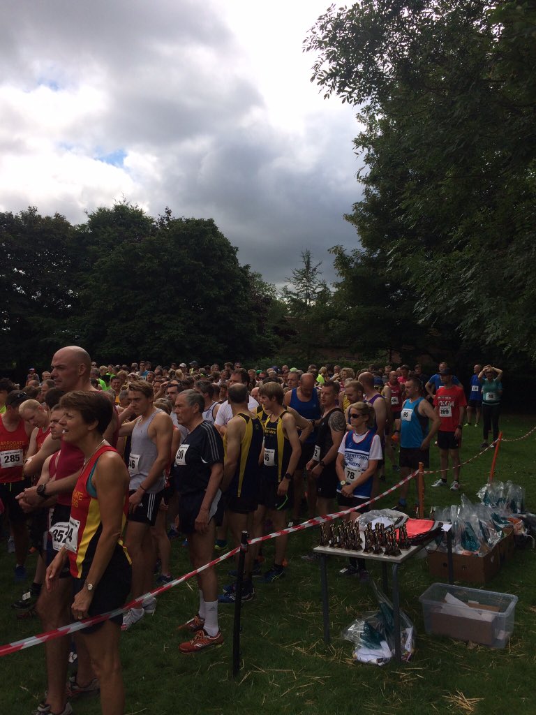 @NewsdeskHG Brilliant stuff, Burton Leonard also had their 10k this weekend with 350 runners. #yorkshirerunning