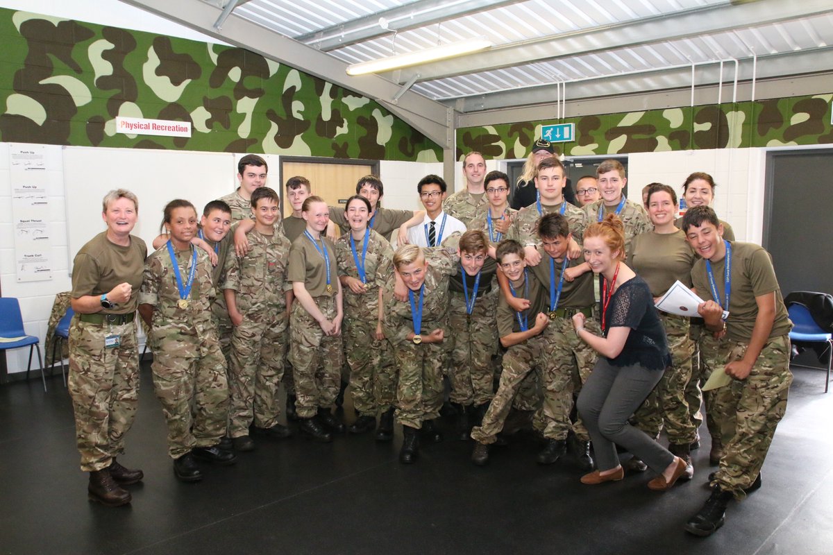 MerchantsAc's tweet photo. End of Year Awards Evening @Merchants_CCF https://t.co/Pu7c0qsjKX