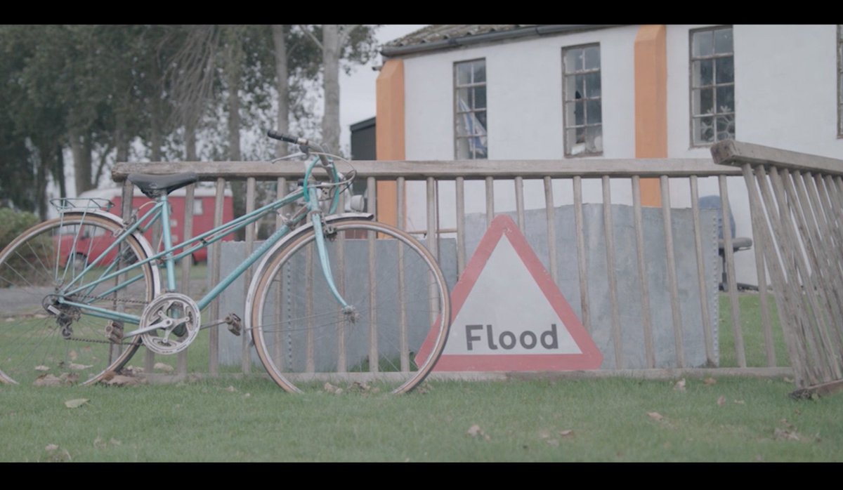 fixingustv's tweet photo. Outside Hoof Brocante in Kent @fixing_adi
Let's hope not, eh? Not this year!! #fixingdad #GetFixing #RideLondon https://t.co/Led5ngdrYQ