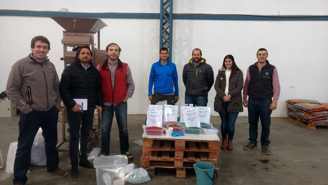 luirodriguez23's tweet photo. 1er Workshop Calidad de Semilla en Mani. Demostración de #BayerEquipment #Bayer #BayerSeedGrowth #CreatePro #CreateProMax https://t.co/dqZLot7H5W