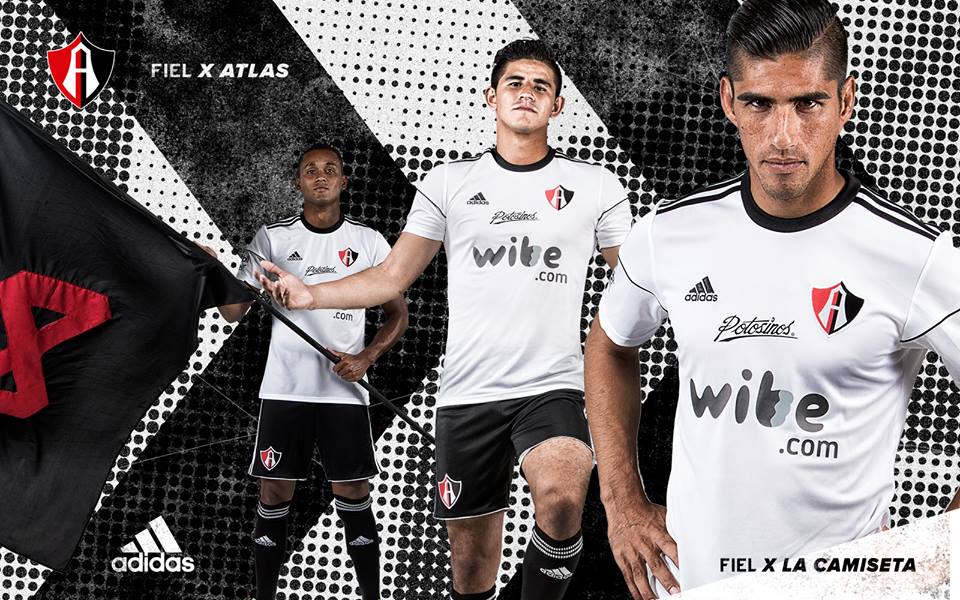 TPotosinos_'s tweet photo. ¡Los Zorros ya tienen nueva piel! 🦊⚽🚛📦 https://t.co/LKgGoKWQ5h