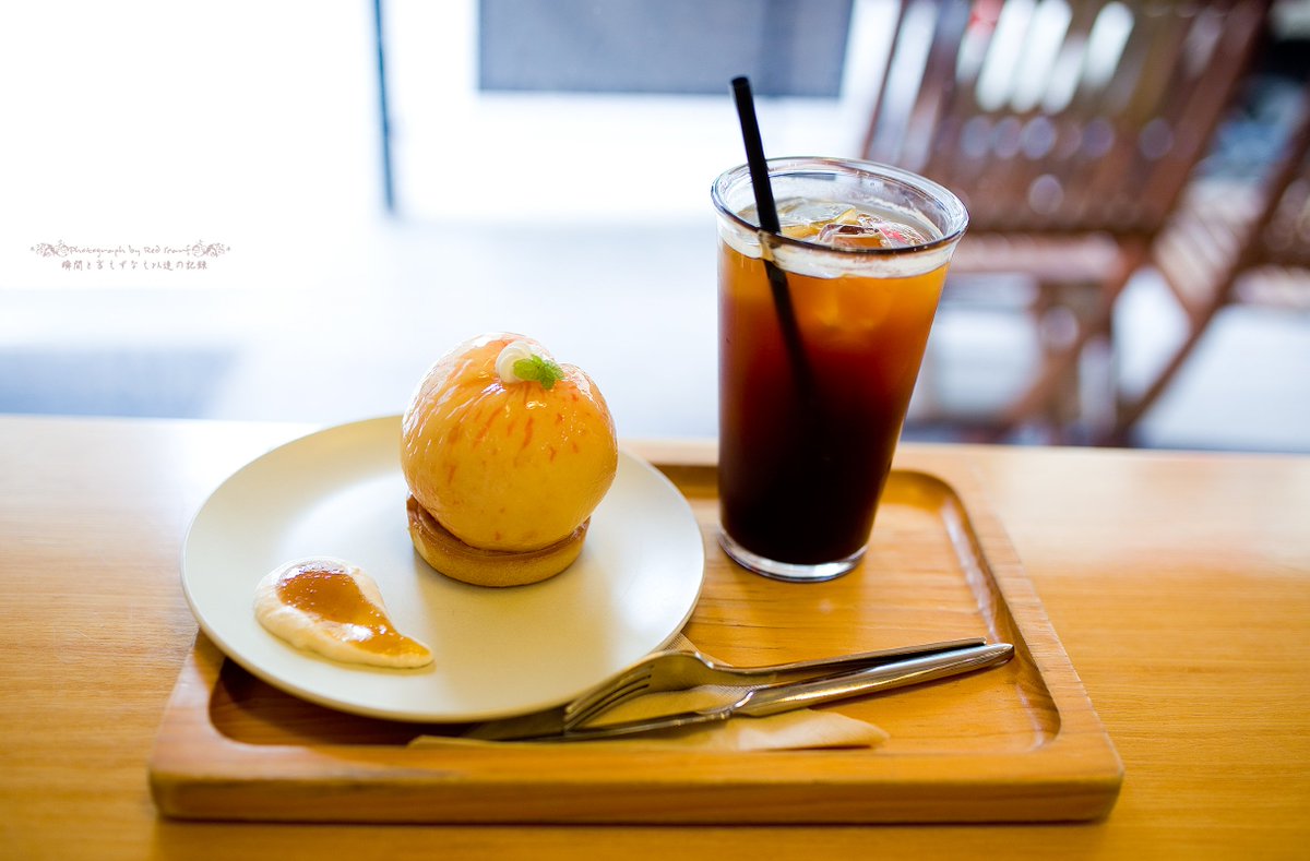 tavarez2k's tweet photo. #오늘의먹방 #12시넘어서오늘도아니네 #Cafe_imi #행복 #복숭아메뉴의절정 #파인애플판나코타 #아메리카노한잔에디저트두개 #완벽한코스로구만 #저복숭아기다리며1년을살았구만 #올해도무사히먹고넘어가네 #이거먹고만화책사서열심히봤씀 https://t.co/7iocf761da