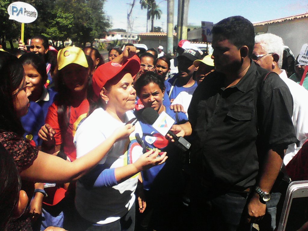 yaritzadelta's tweet photo. Amor es lo q damos en nuestra revolución avanzando hacia la Constituyente este 30/7 https://t.co/kNscvBZIEs
