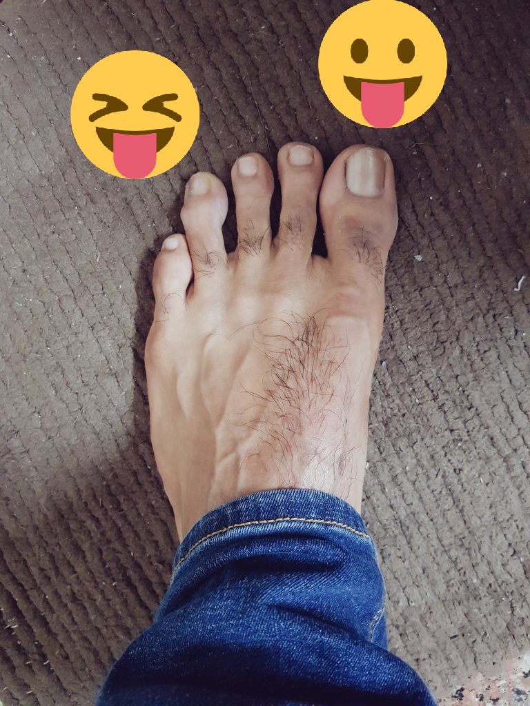 MasterAlphaAlex's tweet photo. #CashMaster #Alpha #FeetAddiction #Beta https://t.co/xyZ7qshmPy