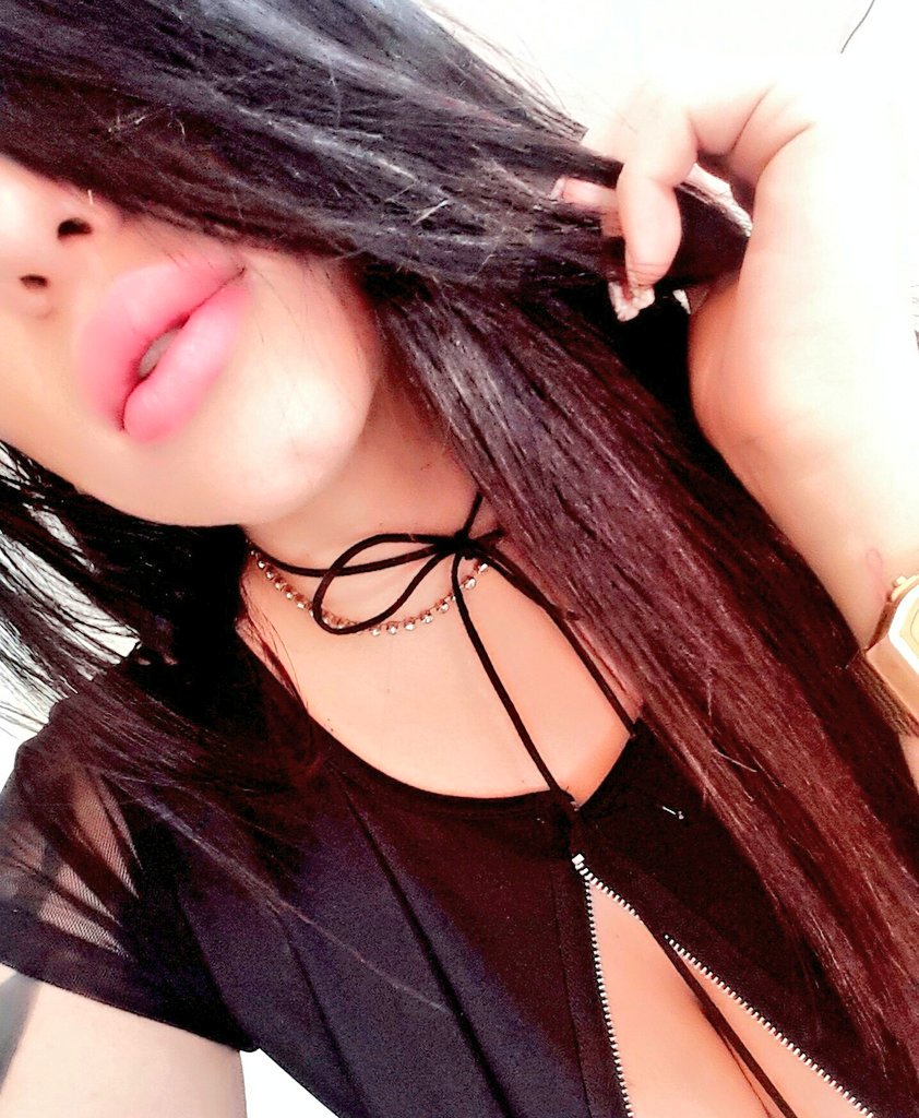 VicLeeane's tweet photo. Just come im online !!😙😙😙 @247LCM   @Flirt4Free  #flirt4free #webcam #model https://t.co/7XFtdtHQuN