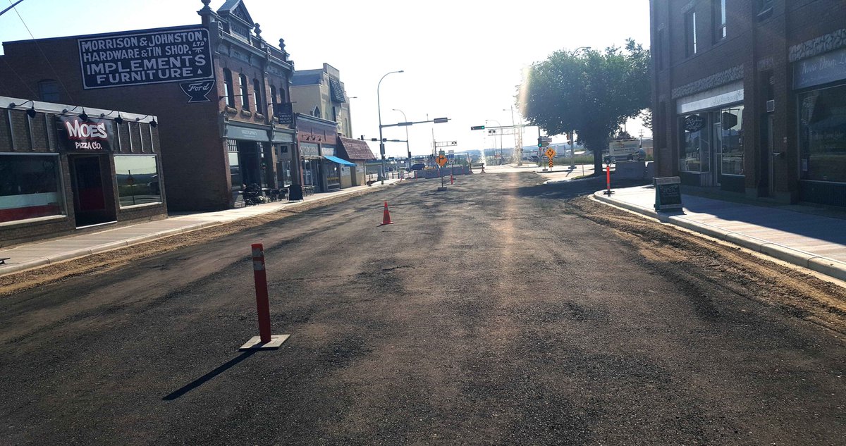 Big news everyone! The east end of #ceg3 #MainStreet is open to traffic again. Thanks everyone for your patience &amp; understanding thus far.