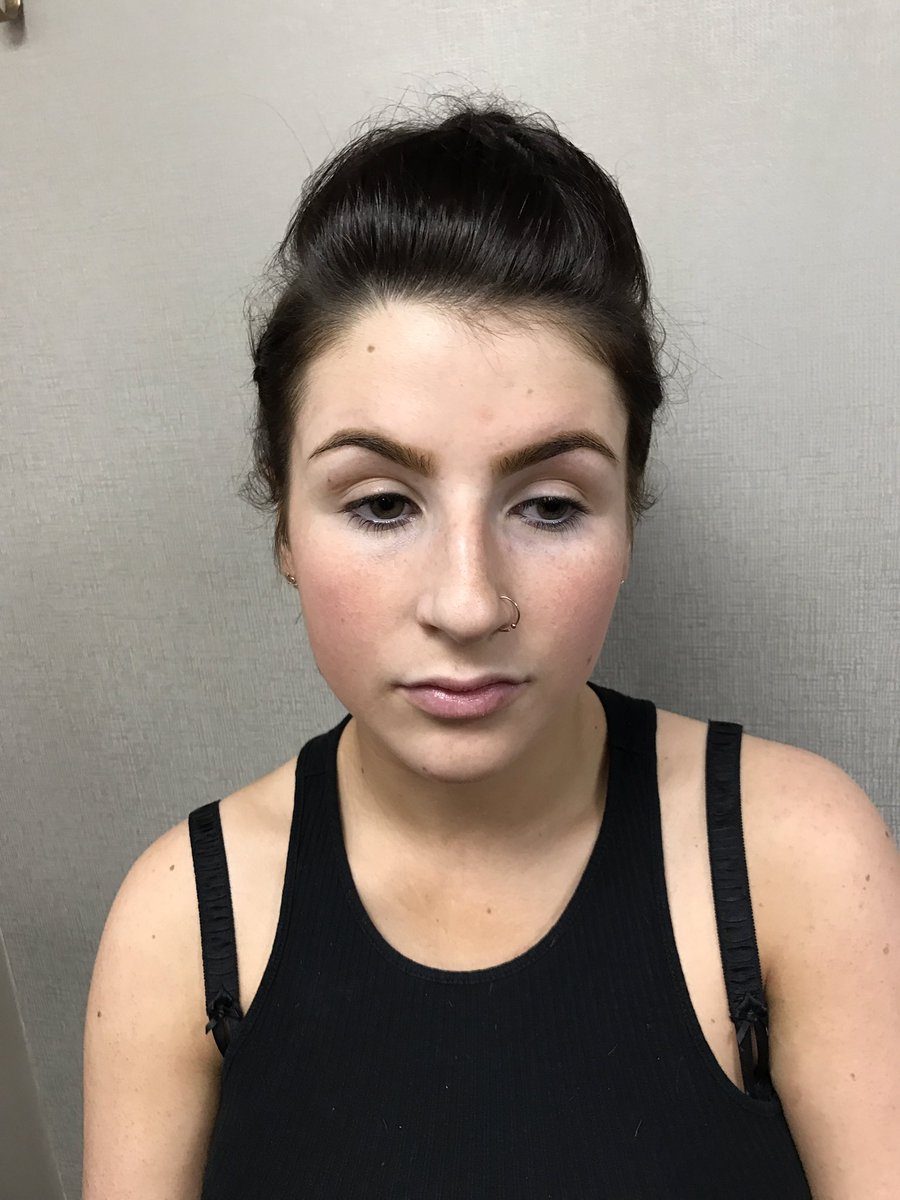 _kellyedwards_'s tweet photo. Before &amp; After 🔥🔥🔥For bookings please message #Manchester #Makeupartist #Makeup #MUA #Oldham https://t.co/LEIkgErn4Y
